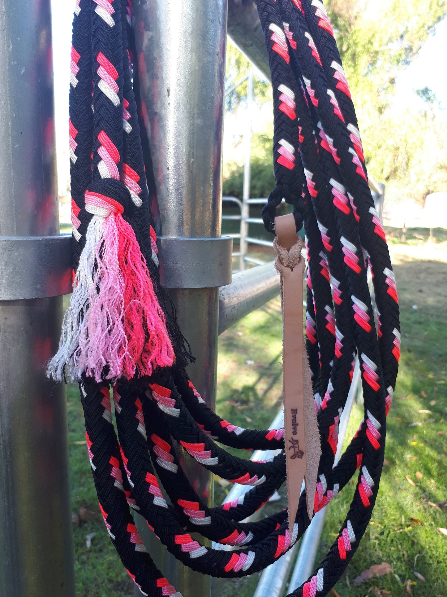 Triple Fleck Braided Paracord Mecate in Black, Hot Pink, Rose Pink and White